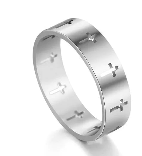 Hollow Cross Ring ✝️ – Modern Design med Östasiatiska Influencer