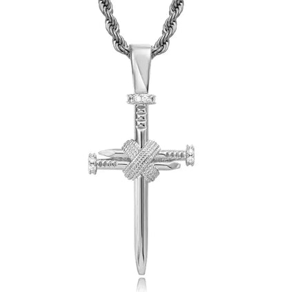 ✨ Spik Kors Halsband med Zirkonstenar ✨