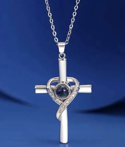 "I Love You" Projektion Halsband ✝️ – Kärlek i Alla Språk