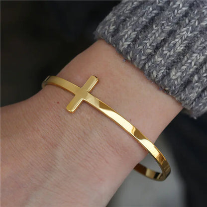 Jesus Love-Braclet