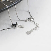 S925 Silver Minimalist Kors halsband